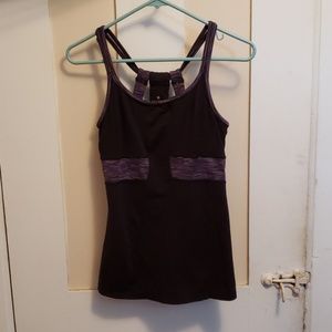LIKE NEW Athleta built in bra top
